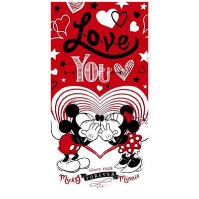 Serviette de bain ou de plage Minnie Mickey Love personnalisable vendu par rêves de fil.